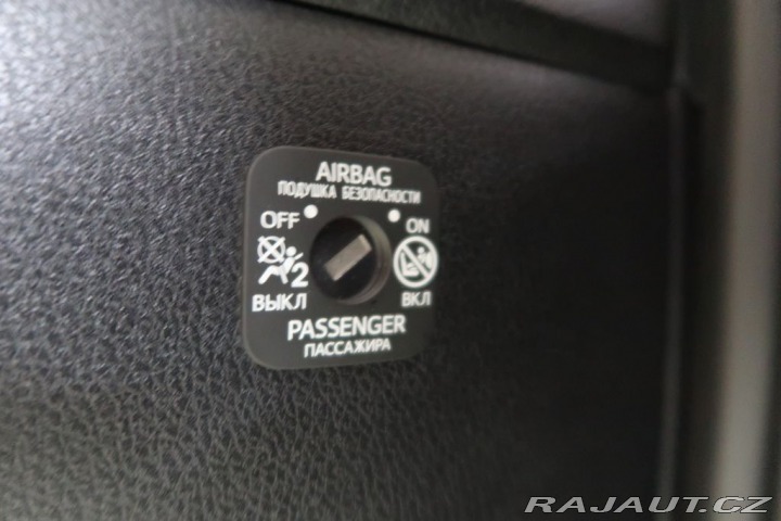 Toyota C-HR 1.2T,CZ,1Maj,ComfortStyle 2017