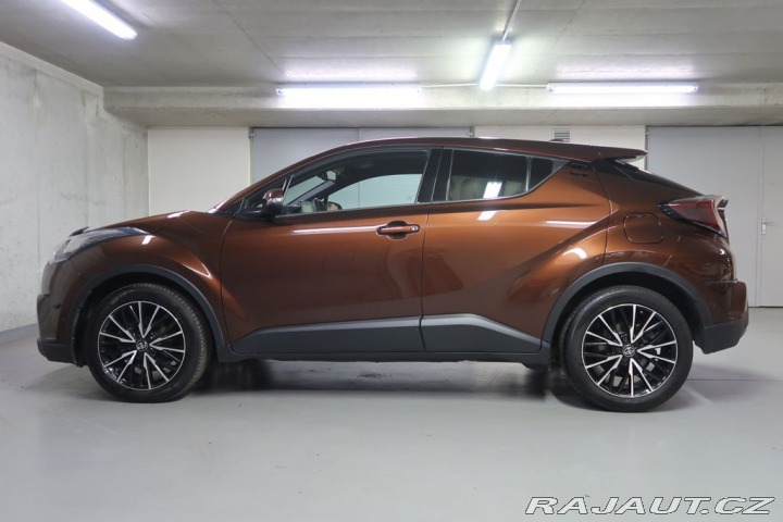 Toyota C-HR 1.2T,CZ,1Maj,ComfortStyle 2017