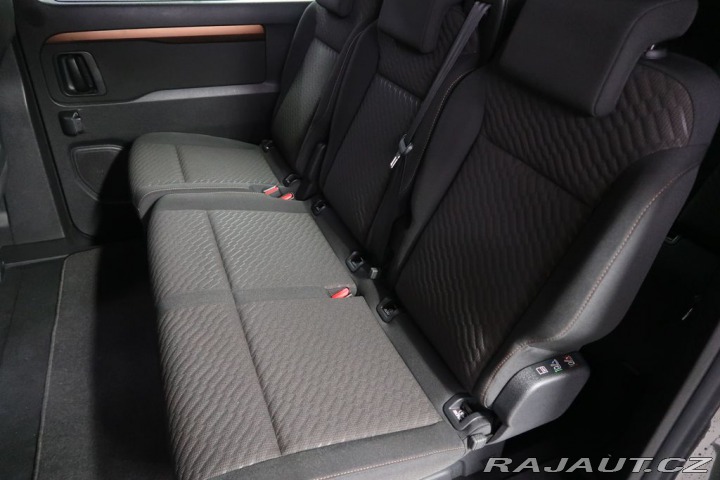 Toyota ProAce 2.0D4D,CZ,1Maj,8Míst.Fami 2020