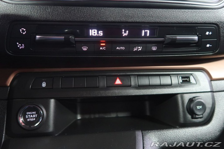 Toyota ProAce 2.0D4D,CZ,1Maj,8Míst.Fami 2020