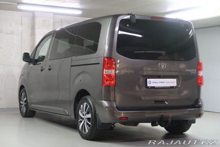 Toyota ProAce 2.0D4D,CZ,1Maj,8Míst.Fami 2020