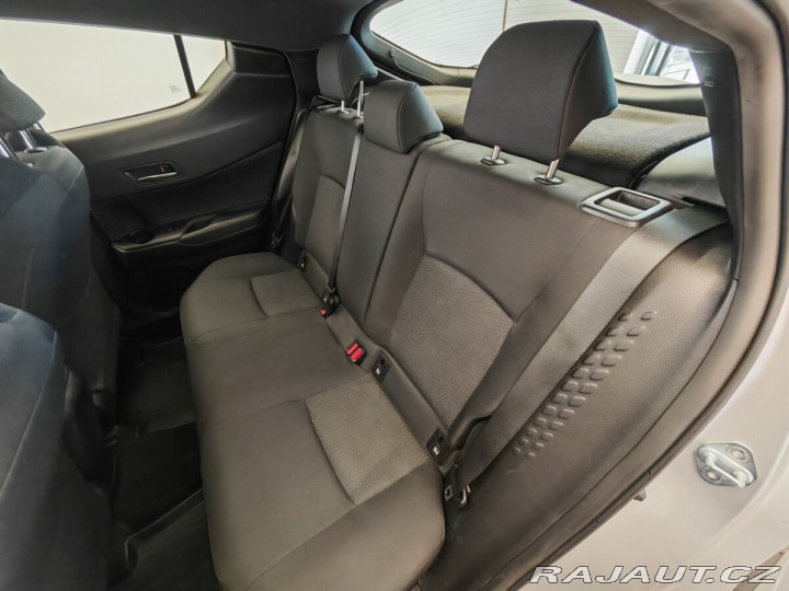 Toyota C-HR 1.2 Turbo 85kW Active 2017