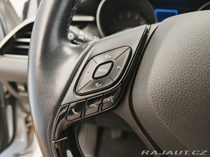 Toyota C-HR 1.2 Turbo 85kW Active 2017