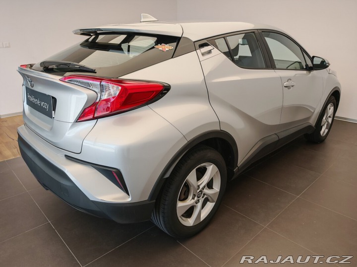 Toyota C-HR 1.2 Turbo 85kW Active 2017