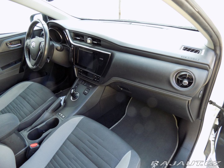 Toyota Auris 1.8 Hybrid/Active/1.Maj.Č 2018