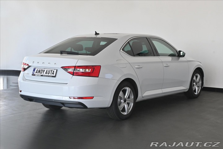 Škoda Superb 1,5 TSi 110 kW AMBITION Z 2021