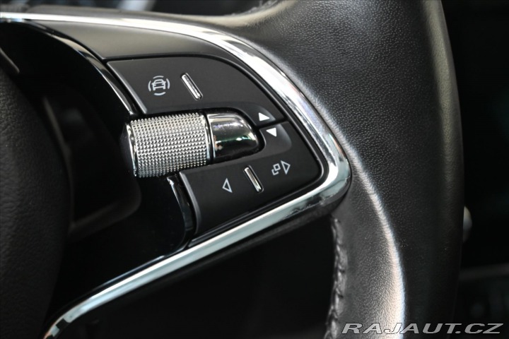 Škoda Superb 2,0 TDi 110 kW DSG Style 2021