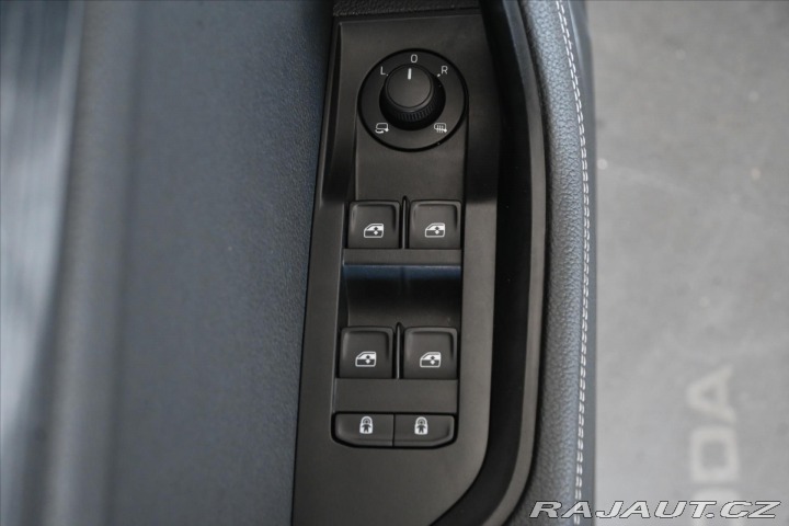 Škoda Superb 2,0 TDi 110 kW DSG Style 2021