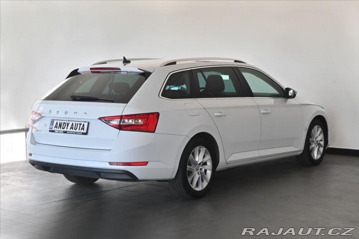 Škoda Superb 2,0 TDi 110 kW DSG Style 2021