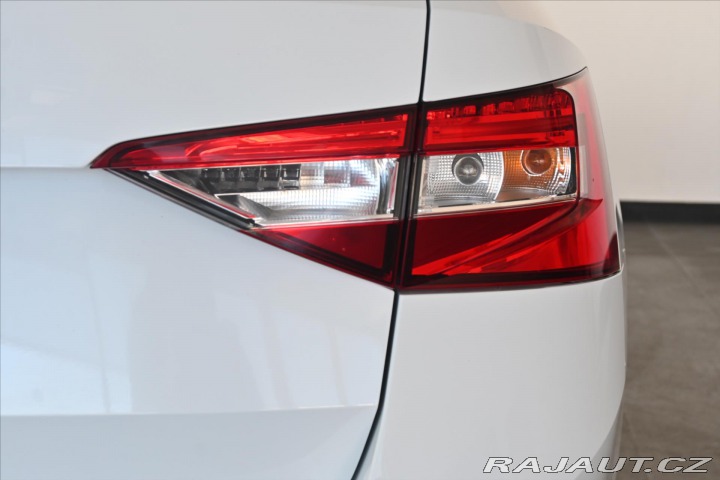 Škoda Superb 2,0 TDi 110 kW DSG Style 2021