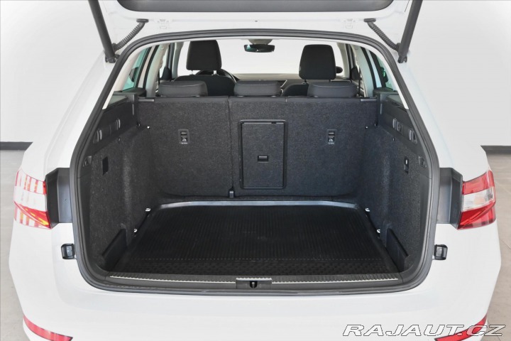 Škoda Superb 2,0 TDi 110 kW DSG Style 2021