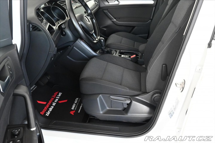 Volkswagen Touran 2,0 TDi 110kW DSG NAVI 7M 2020