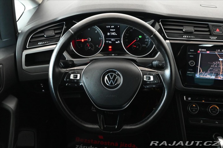 Volkswagen Touran 2,0 TDi 110kW DSG NAVI 7M 2020