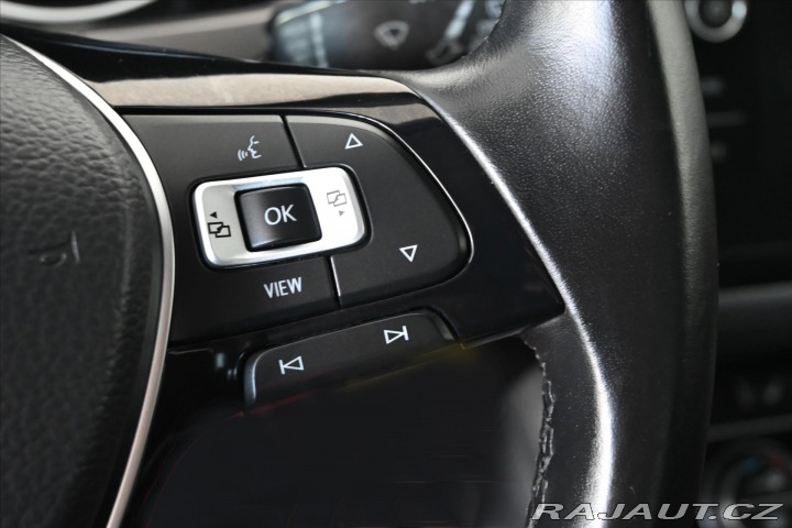 Volkswagen Touran 2,0 TDi 110kW DSG NAVI 7M 2020