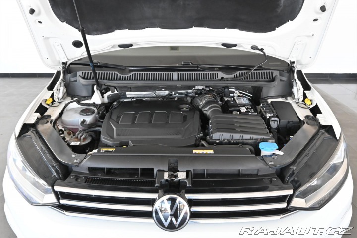 Volkswagen Touran 2,0 TDi 110kW DSG NAVI 7M 2020