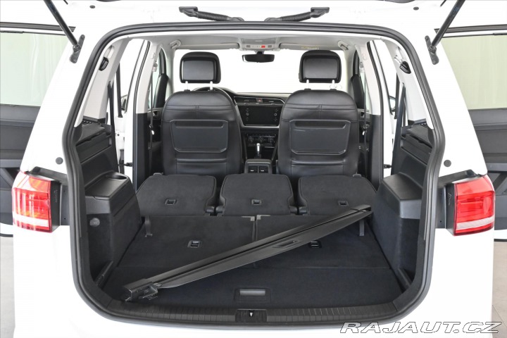 Volkswagen Touran 2,0 TDi 110kW DSG NAVI 7M 2020