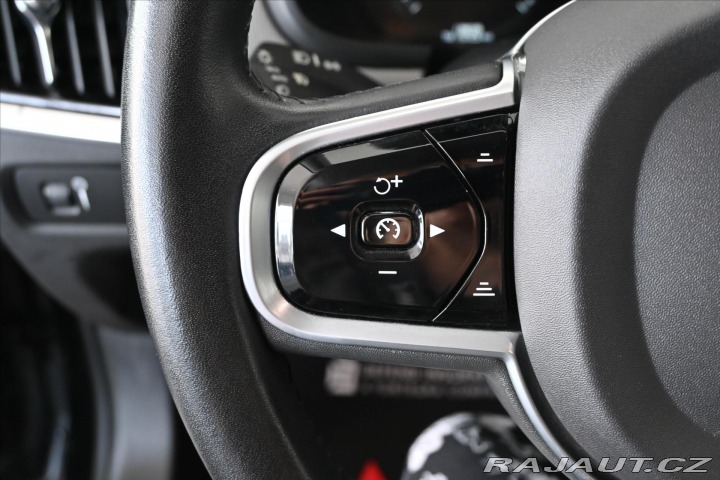 Volvo V90 2,0 D4 140 kW AT/8 INSCRI 2019
