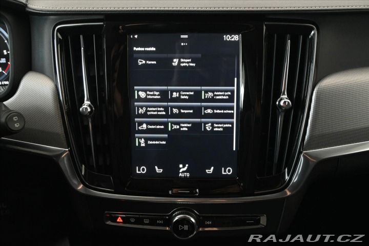 Volvo V90 2,0 D4 140 kW AT/8 INSCRI 2019