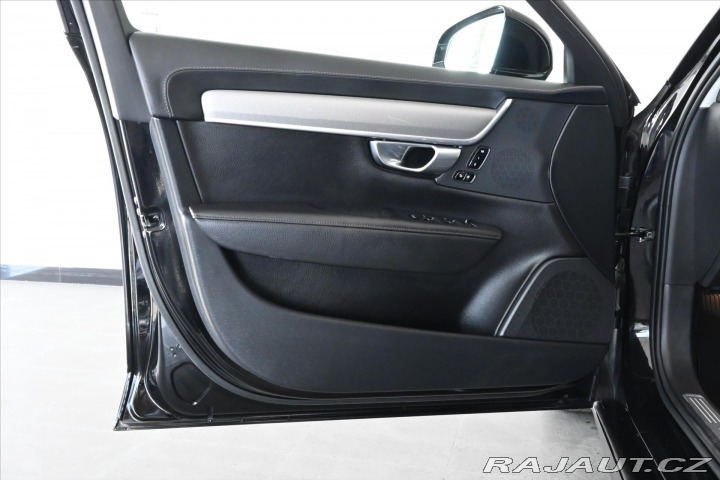 Volvo V90 2,0 D4 140 kW AT/8 INSCRI 2019