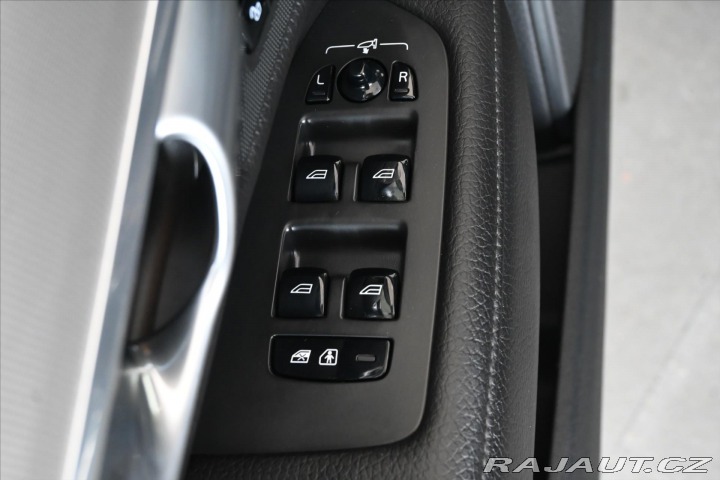 Volvo V90 2,0 D4 140 kW AT/8 INSCRI 2019