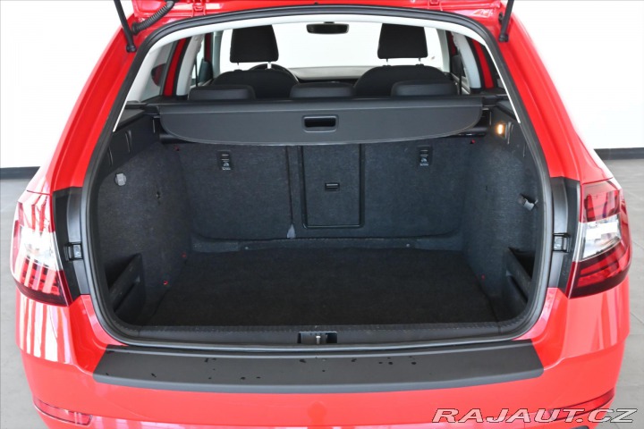Škoda Octavia 2,0 TDi 110kW DSG STYLE Z 2019