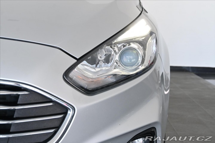 Ford S-MAX 2,0 EcoBlue 140 kW AT8 Ti 2021