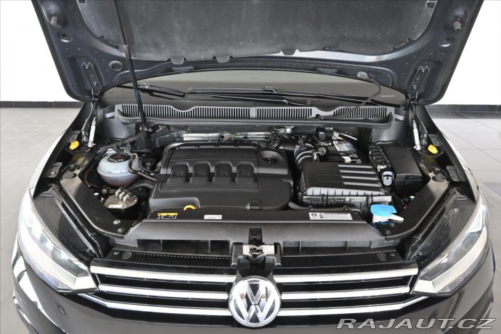 Volkswagen Touran 2,0 TDi 110kW 7/Míst COMF 2020
