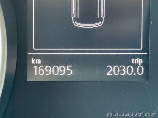 Volkswagen Touran 2,0 TDi 110kW NAVI VŮZ PŘ 2020