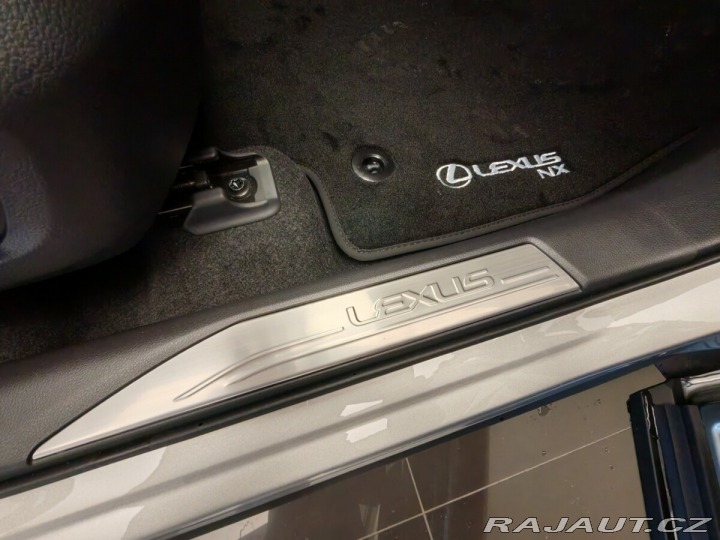 Lexus Ostatní modely NX 350h Prestige AWD 2024