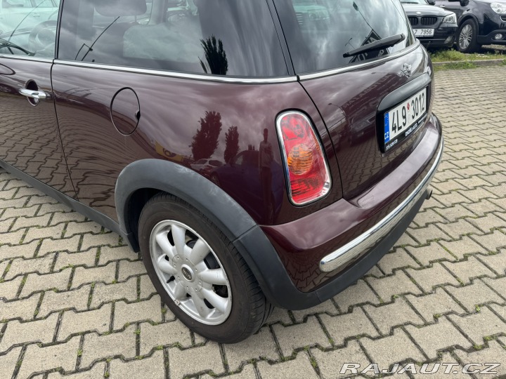Mini One 1,6i 66KW KOLA STK 2. MAJ 2003