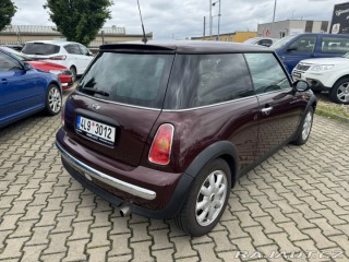 Mini One 1,6i 66KW KOLA STK 2. MAJ 2003