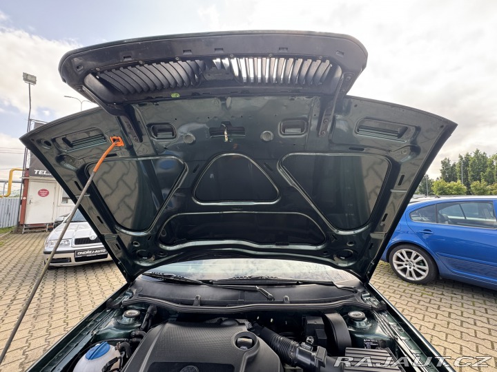 Škoda Octavia 1,6 MPI 75 KW 1 MAJ STK 2005
