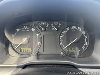 Škoda Octavia 1,6 MPI 75 KW 1 MAJ STK 2005