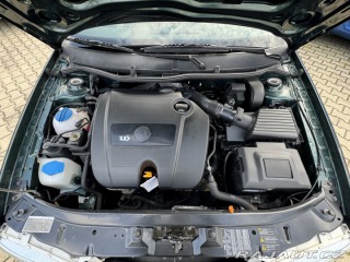 Škoda Octavia 1,6 MPI 75 KW 1 MAJ STK 2005