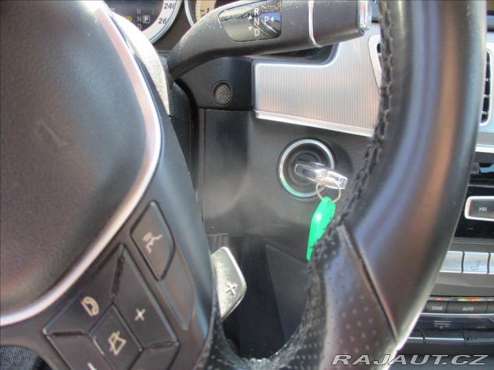 Mercedes-Benz E 2,2 CDi 220 125kw Ambient 2015