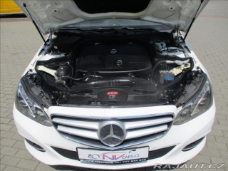Mercedes-Benz E 2,2 CDi 220 125kw Ambient 2015