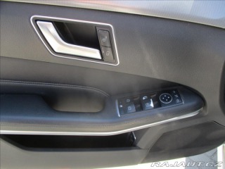 Mercedes-Benz E 2,2 CDi 220 125kw Ambient 2015