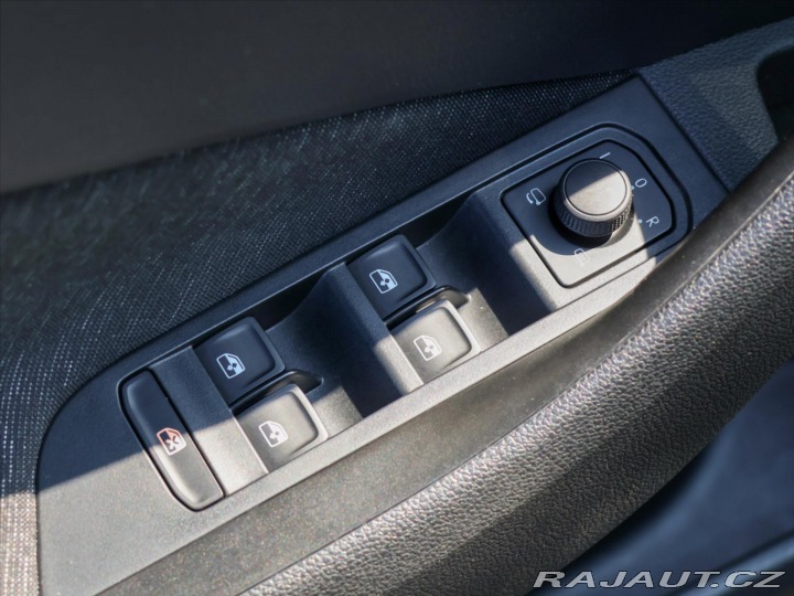 Škoda Ostatní modely 1,0 TSI Style Virtual LED 2023