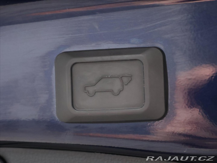 Toyota RAV4 2,0 VVT 129KW CZ 4WD Tažn 2022