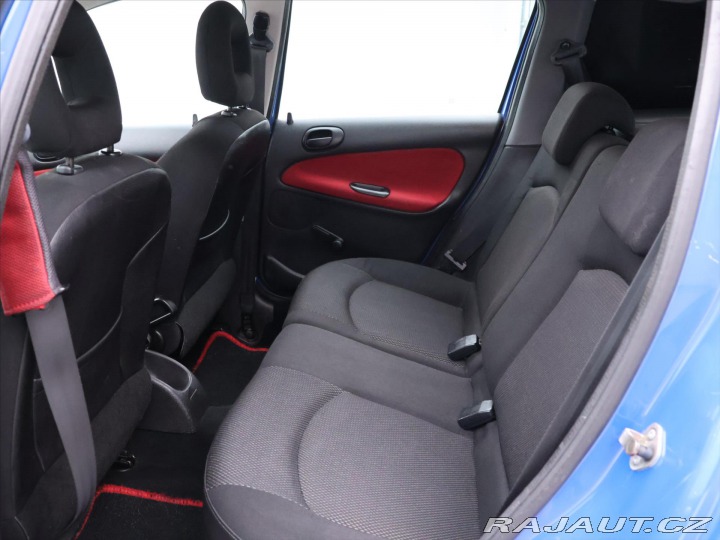 Peugeot 206 1,4 HDi 50kW CZ Klimatiza 2005