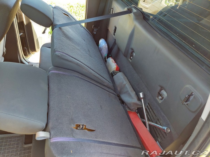 Nissan Navara Double-cab, 140kw, 4x4 2010