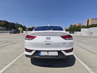 Hyundai i30 fastback 2019