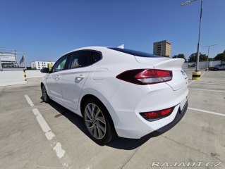 Hyundai i30 fastback 2019