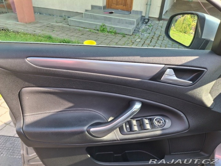 Ford Mondeo 1,6 Titanium Plus EcoBo 2012