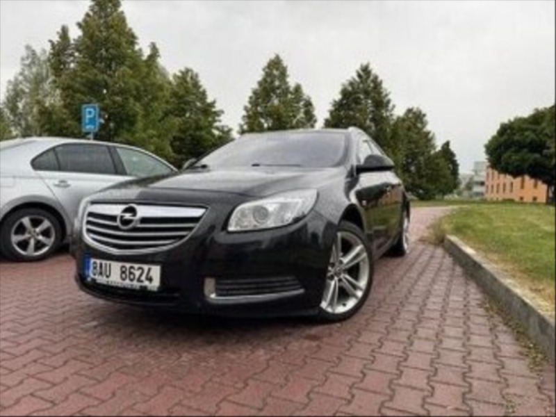 Opel Insignia 2,0   SportsTourer 2010,
