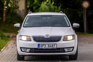 Škoda Octavia 2,0   TDI, tažné, 2 sady