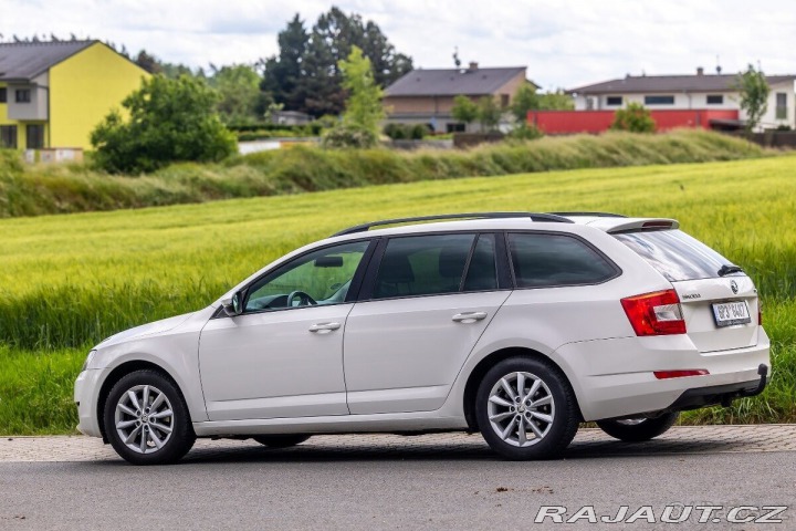 Škoda Octavia 2,0 TDI, tažné, 2 sady 2015