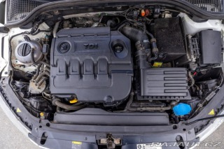 Škoda Octavia 2,0 TDI, tažné, 2 sady 2015