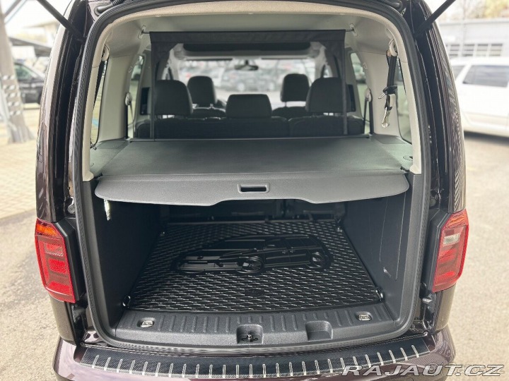 Volkswagen Caddy Highline,bixenon 7 sedače 2017