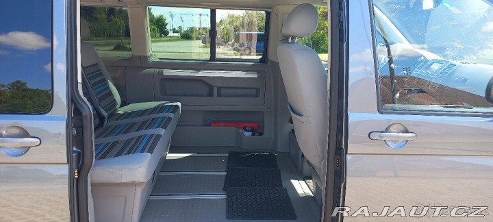 Volkswagen California Beach 2012